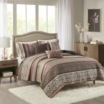 Madison Park Luxurious Jacquard Stripes Quilt Set, King/Cal King - Image 2