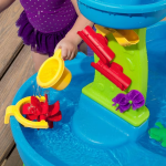 Step2 Signature Rain Showers Splash Tub Sand & Water Table - Image 2