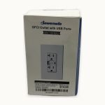 White 15 Amp Tamper Resistant Ground Fault Circuit Interrupter Outlet